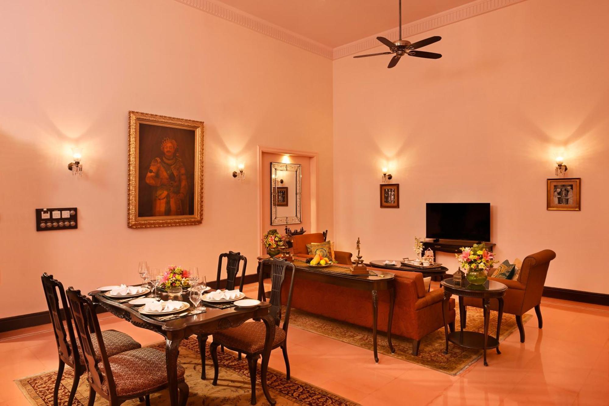 Taj Nadesar Palace Varanasi Luaran gambar